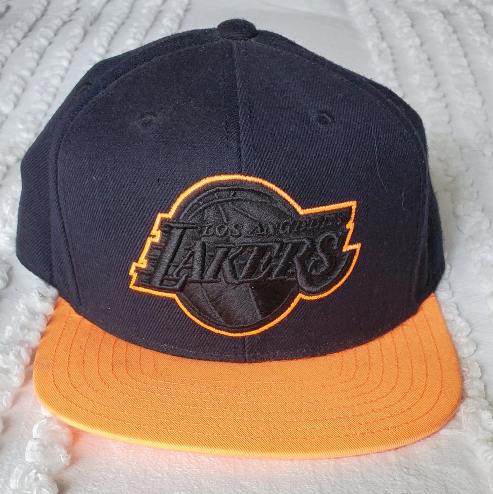 Lakers snapback hat